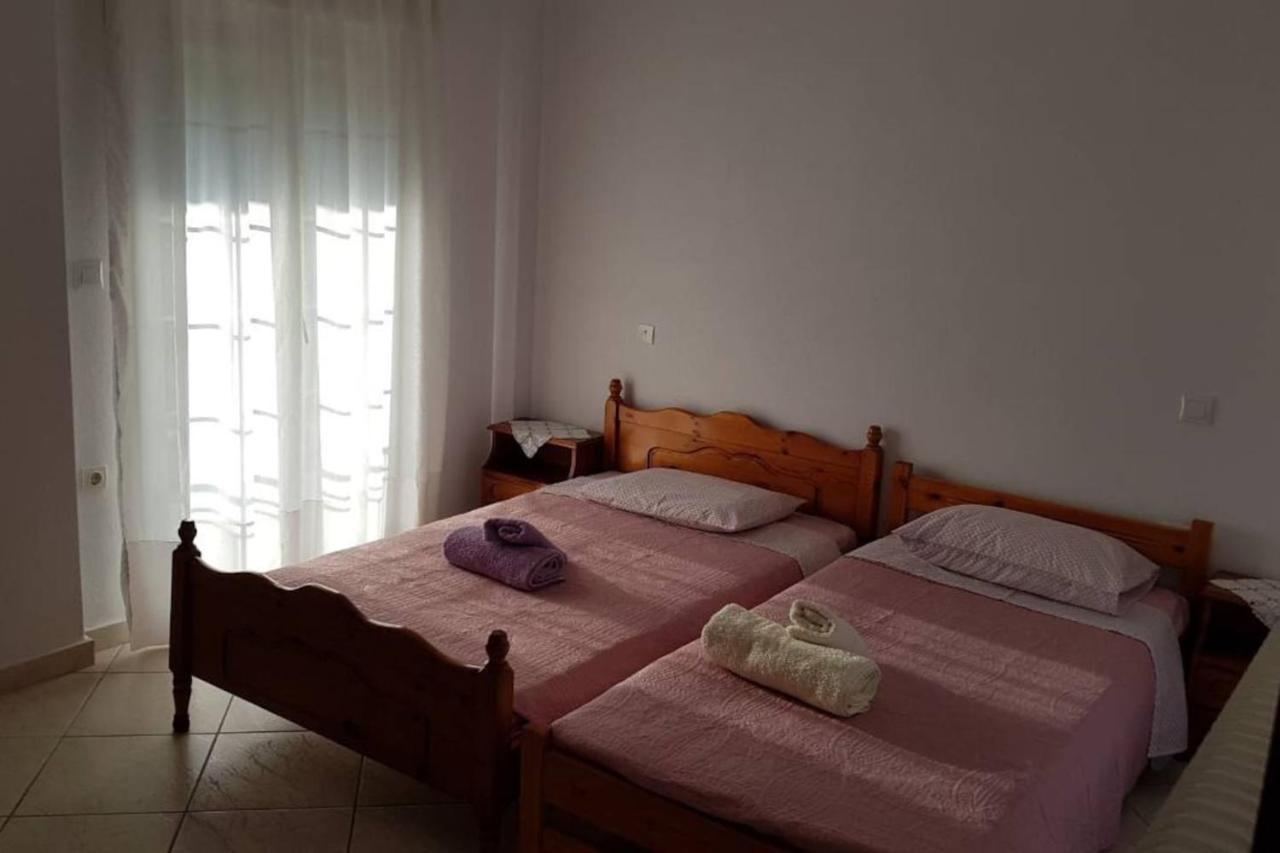 קאלאבאקה Koulas House In Diava מראה חיצוני תמונה